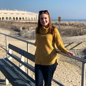 Meet your Posher, Jessica